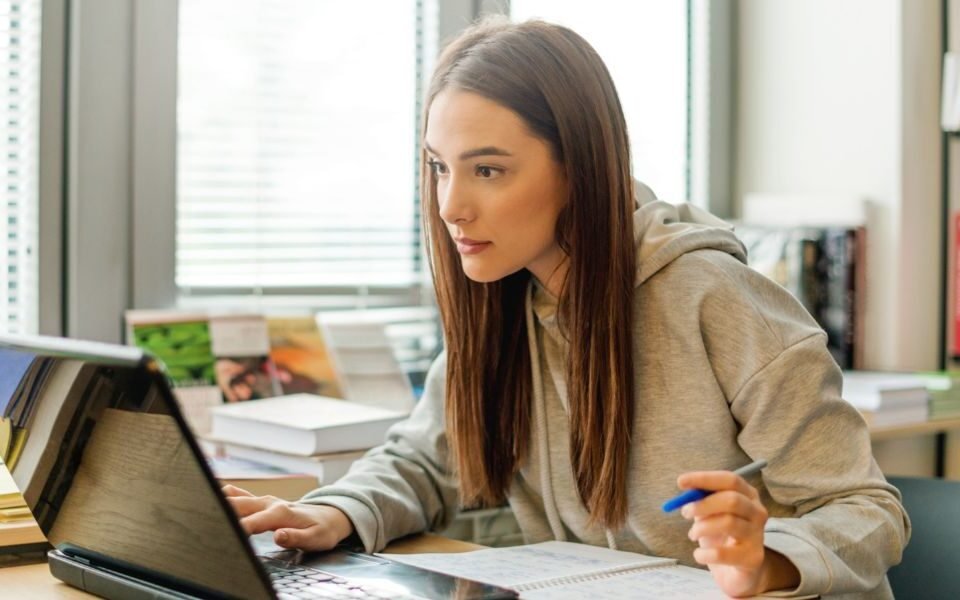 LAPTOP ON RENT