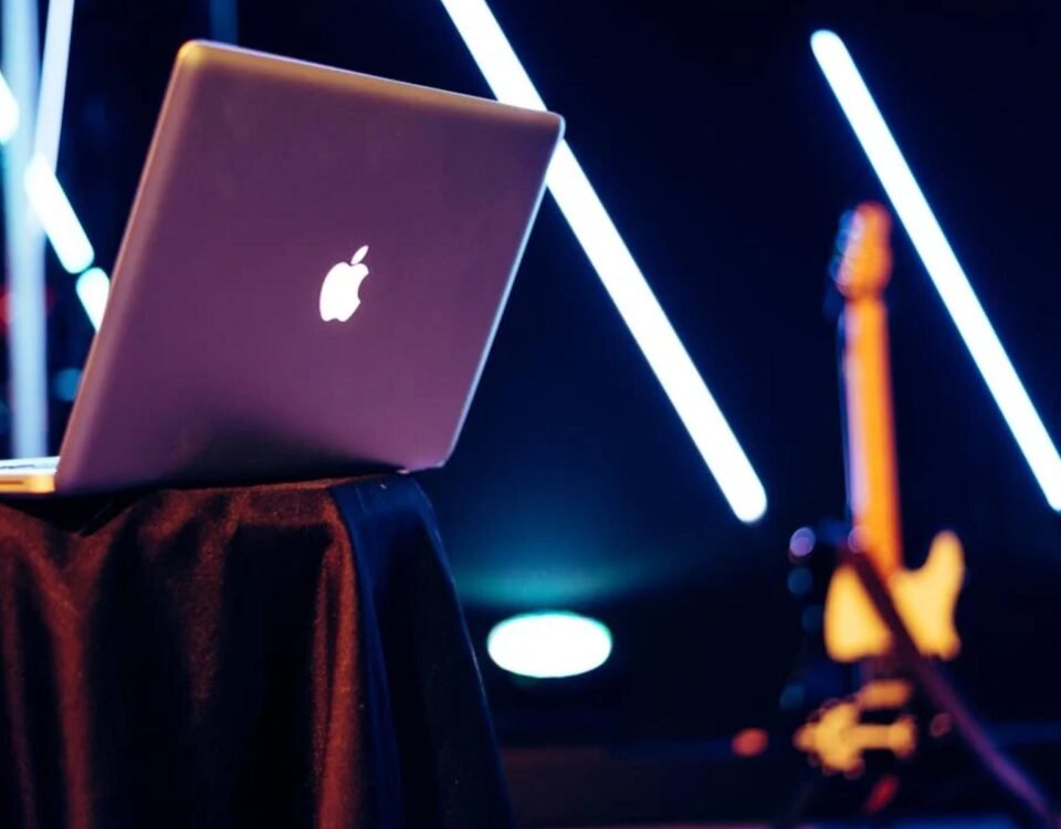 How to Optimize Your MacBook for Graphic Design and Video Editing